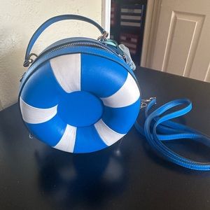 Crossbody bag